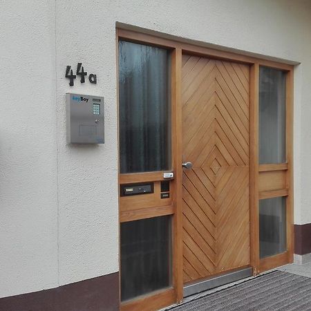 Hotel Am Hindenburgplatz 亚蓬威e尔 外观 照片